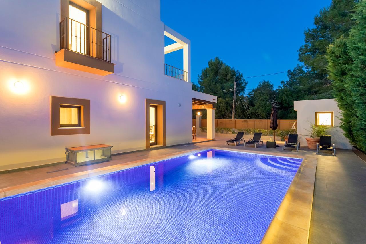 Villa Alexandra Talamanca  Zewnętrze zdjęcie