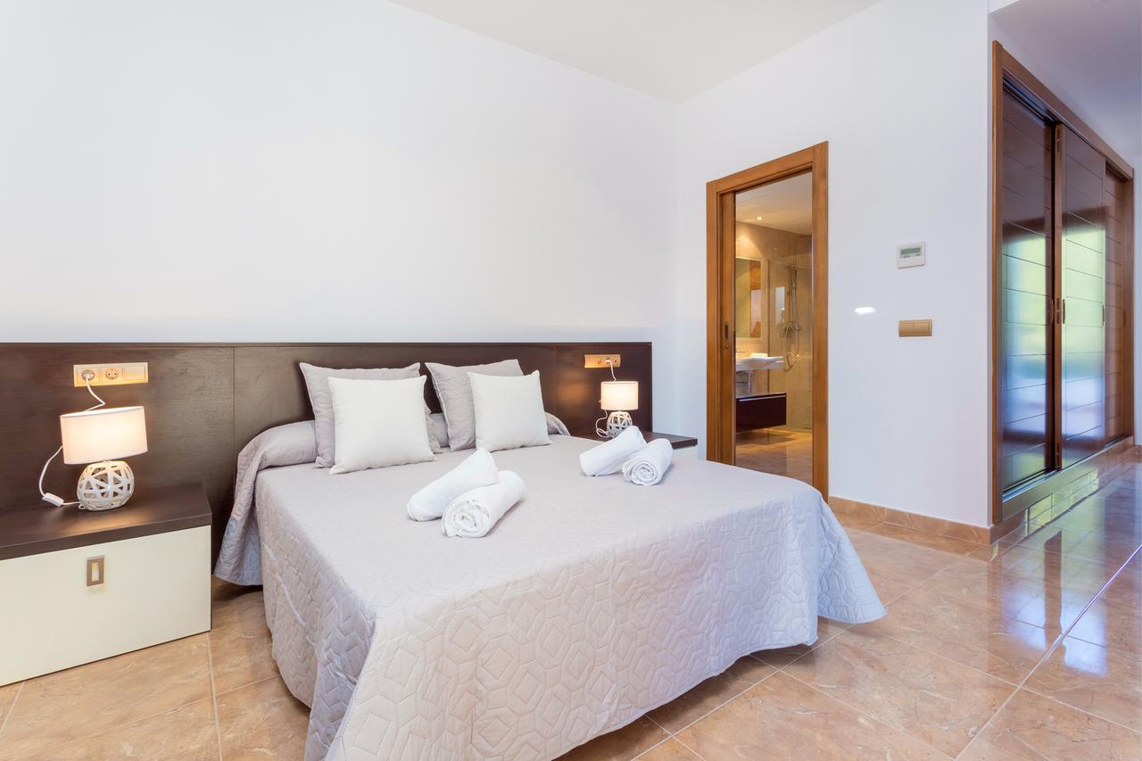 Villa Alexandra Talamanca  Zewnętrze zdjęcie